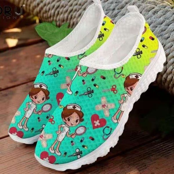 Frauen Schuhe Leichte Bequeme Casual Schuhe Cartoon Krankenschwester Druck Frauen Turnschuhe Atmungsaktive Wohnungen Schuhe Zapatillas Mujer35-43