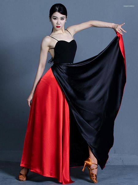 Usura della fase 2023 Costume di Ballo Latino Delle Donne Gonna Corrida Spagnola Adulto Prestazioni di Flamenco Sala Da Ballo Rosso JL5579