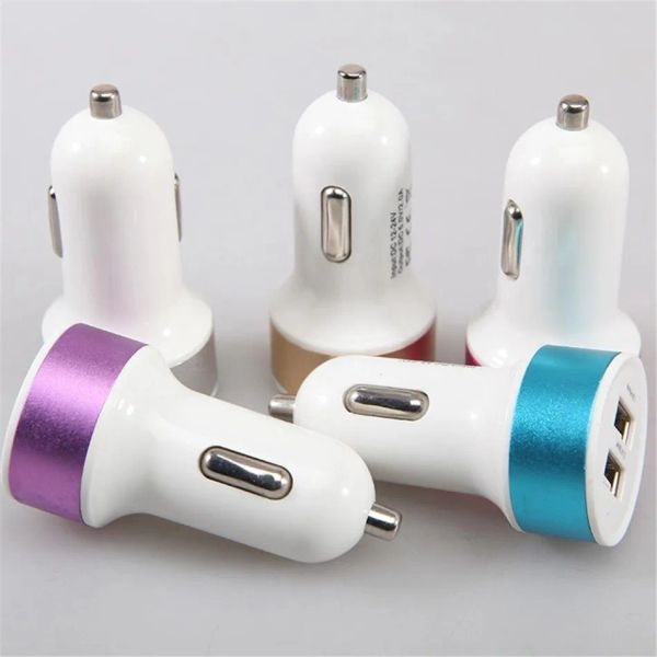 Portas USB duplas 2.1A + 1A Carregador de carro de metal Micro USB Adaptador USB para carro