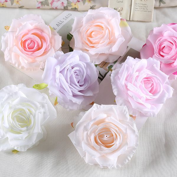 Coroas de Flores Decorativas 30 pçsLote 9cm-10cm Grandes Cabeças de Flores de Seda Rosa Branca Artificial Decoração de Casamento DIY Coroa de Flores Scrapbooking Artesanato Flores Falsas 230608