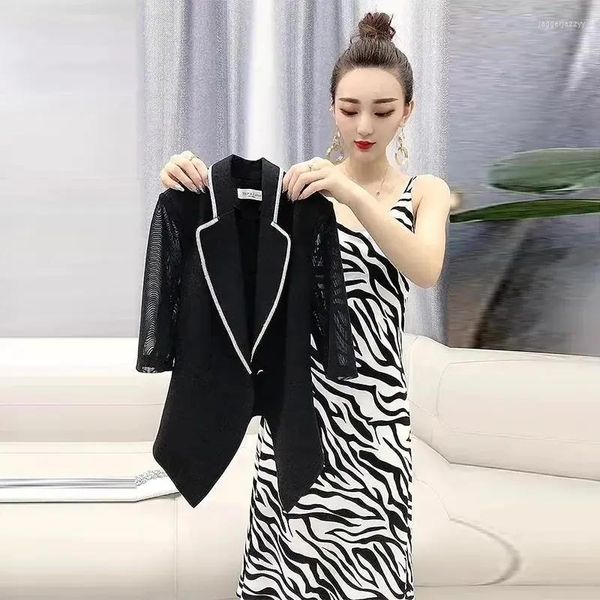 Ternos femininos Net Vermelho Pequeno Terno Casaco Feminino Primavera Verão Jaqueta Fina Blazer 2023 Casual Temperamento Vestido Listrado Zebra Conjuntos de 2 Peças