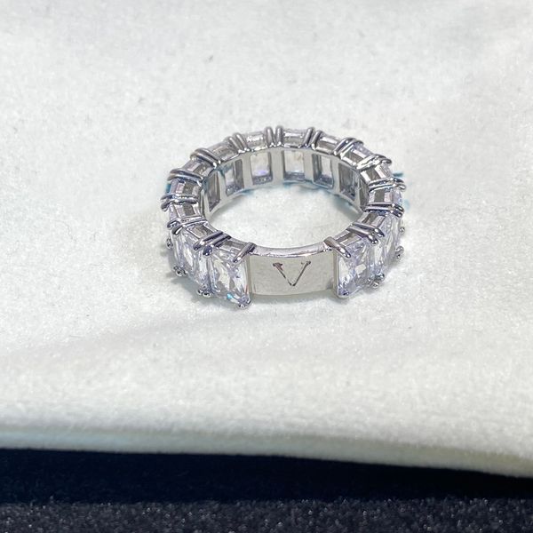 Luxurys Desinger Bandringe, Simples Design, Marke L, Buchstabe, Kupfer, versilbert, Ring für Damen, klassisch, eingelegter Diamant, Hochzeit, Weihnachten, Geburtstag, Geschenk, Schmuck mit Box