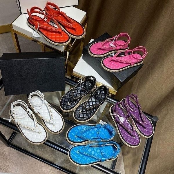 Sandali firmati di lusso Infradito classico a quadri con diamanti Scarpe con plateau alla moda Scarpe da spiaggia sexy da esterno Scarpe casual estive Comode piatte traspiranti