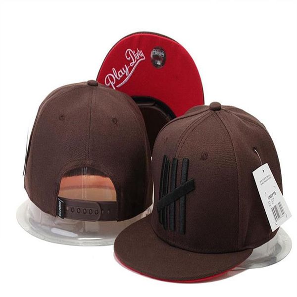 Os mais novos chegam Casquette clássico Undefeated bonés de beisebol com aba de couro masculinos femininos bonés de hip hop estilo gorras chapéus snapback 222S