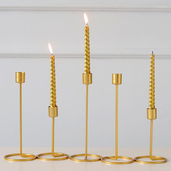 Castiçais de ferro castiçais decorações ouro estilo europeu mesa de jantar presentes de casamento adereços de jantar à luz de velas