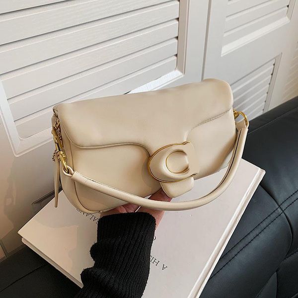 Saf renk omuz çantası tekir 26 tasarımcı çanta yastık yaratıcı klasik pürüzsüz deri malzeme kaplama altın toka flep lüks çanta güzel XB051 E23