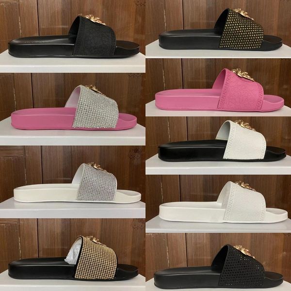 2023 Paris Womens luxurys designer famosi sandali Pantofole moda Summer Girls sandalo Sandalo da donna da spiaggia Slides Infradito scarpe Side 35-46