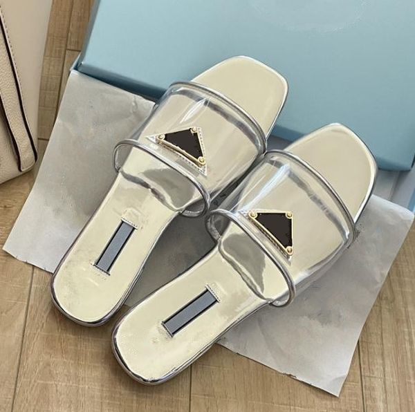 Frauen transparente Flat-Hausschuhe und Sandalen Dreieck PVC Film Holiday Ladies New Style Women's Flip-Flops Crystal Beach Pantoffeln 35-42