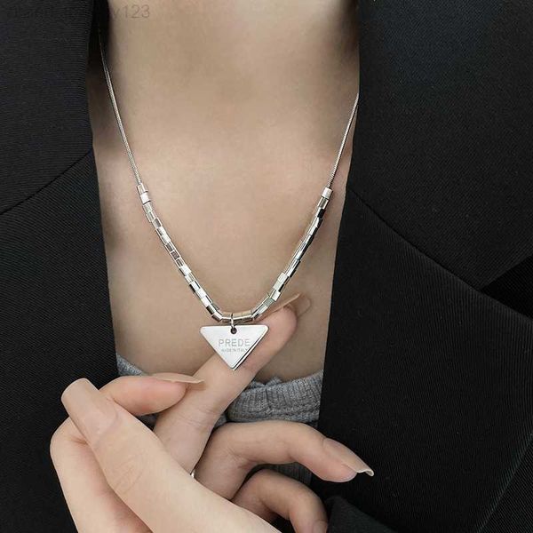 Punk titânio aço triângulo pingente colar para mulheres letras prede contas cúbicas gargantilhas colares menina fina bijoux acessórios