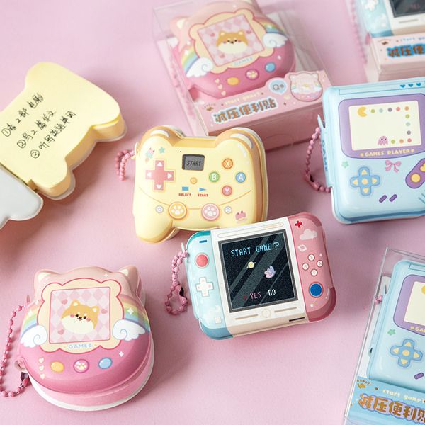 Notes 4 Pcs Mini Cartoon Memo Pad Console di gioco Forma Nota adesiva Libro di messaggi portatile Libro di decompressione 230609