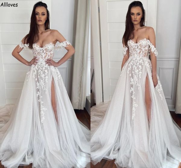 Hippie Bohemian Western Country Western Cowgirl Abiti da sposa sexy fuori dalla spalla Abiti da sposa vintage Applicati Coscia da sposa divisa una linea Tulle Spot De Mariee Cl2424