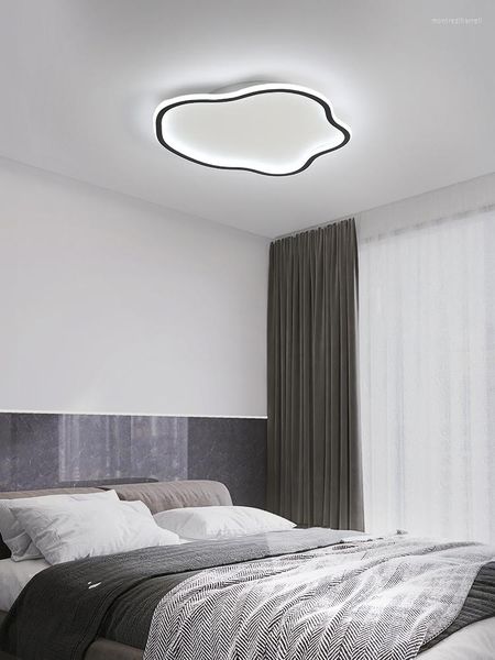 Plafoniere Nordic Light Luxury Bedroom Circular Simple Modern LED Camera dei bambini Creative INS Romantico