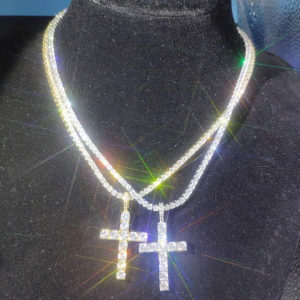 Hochwertige glänzende Diamant-Stein-Kruzifix-Kreuz-Anhänger-Halskette, Edelstahl-Schmuck, platiniert, für Männer und Frauen, Liebhaber-Geschenk-Schmuck-Halsketten