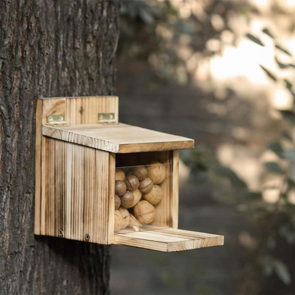 Käfige, Vogelfutterstation, abnehmbares Teil, großes Fassungsvermögen, leicht zu befüllen, Holzhausform, Eichhörnchen-Futterbox für Balkon, Haustierprodukte