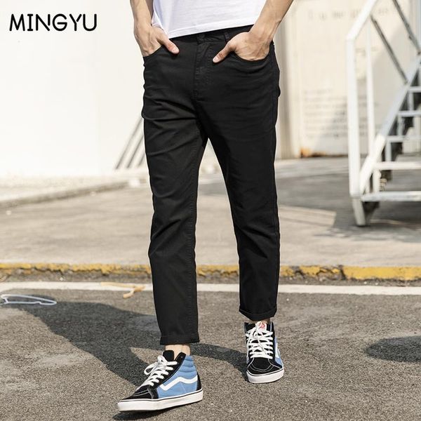 Pantaloni Mingyu 2022 Primavera Estate New Slim Fit Pantaloni affusolati da uomo Classici Chino Basic Cotton Army Green Plus Size Pantaloni 2838