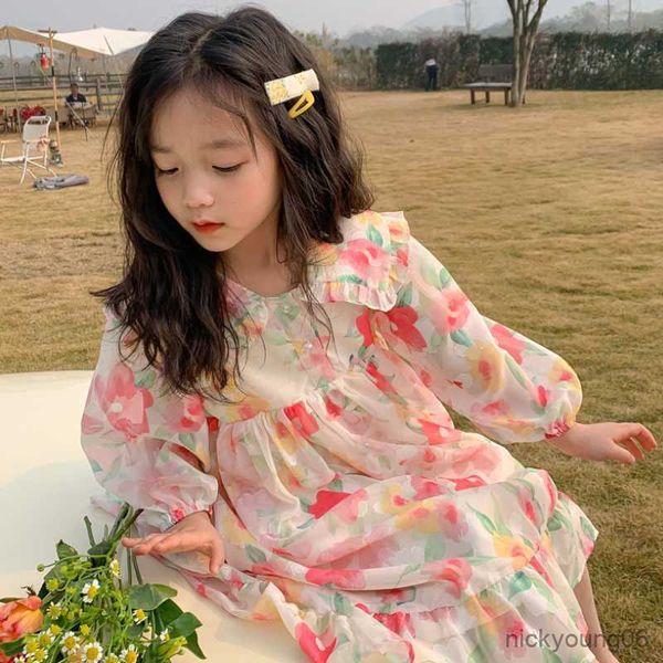 Kız Elbiseleri Kızların Romantik Büyük Çiçek Elbisesi 2023 Yeni Stil Çocuk İlkbahar ve Yaz 2-8 Eski Giysiler R230612