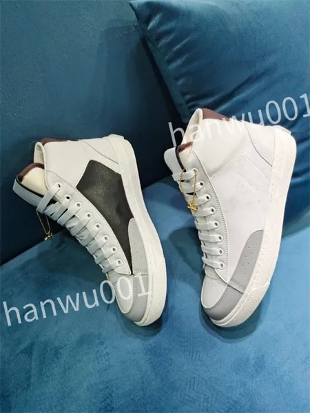 New Hot Luxurys Designer Casual Shoes Men Women Sneakers Platform Mocassim Classic Trainers Sapatos de Couro elegantes e confortáveis