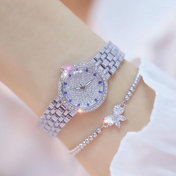 Armbanduhren Luxus Kristall Uhren Frauen Stilvolle Kreative Diamant Kleine Gold Damen Armbanduhr Datum Uhr Weibliche Armbanduhr Bayan Kol