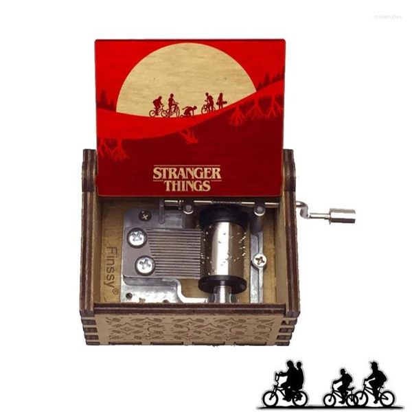 Anahtarlıklar Amerikan ünlü TV Stranger Things Müzik Kutusu Asla biten Hikaye Teması Ahşap Handed Dekorasyon Hediyeleri Hayranlar için Çocuk Oyuncak Y221p