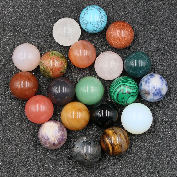 Gemma di cristallo naturale da 20 mm senza foro perlina tonda sette stelle matrice pendolo a sfera rotonda gioielli colore casuale