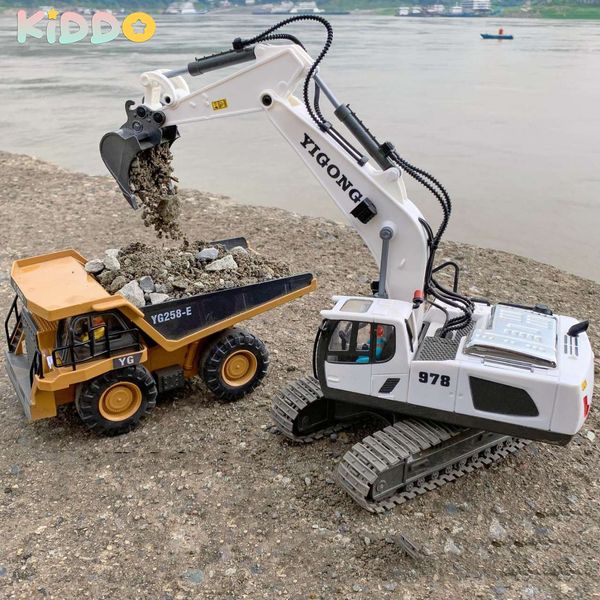 ElectricRC Car RC Excavator Dumper Bulldozer 120 24GHz 11CH Truck Engineering Vehicles Toys Educational To Kids with Light Music Gifts 230612