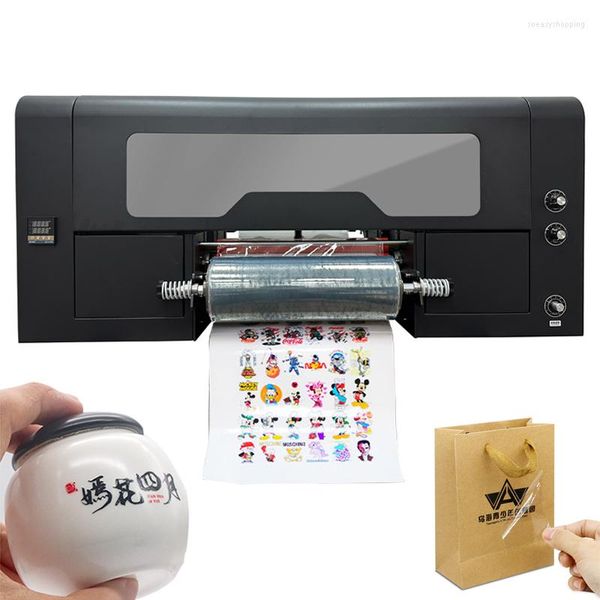 Im Angebot sind zwei XP600-Druckköpfe, DTF-UV-Aufkleberdrucker, 30 cm Rollfilm-Transfer-Laminator, Stifte, Tassenetiketten