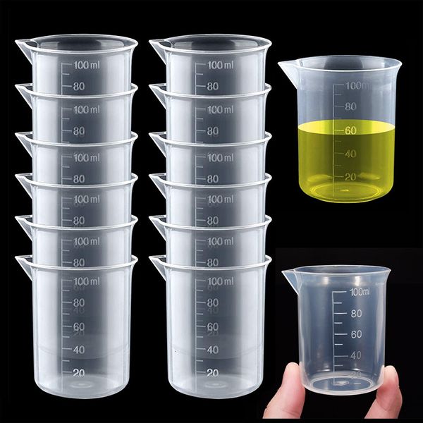 Strumenti di misurazione 100 ML 10Pcs Contenitore per liquidi in plastica con tazza graduata Resina epossidica Strumento per la produzione di silicone Miscelazione trasparente 230613