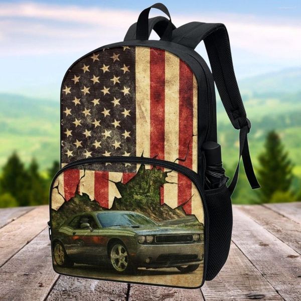 Borse da scuola FORUDESIGNS Bandiera degli Stati Uniti con auto Zaino patriottico resistente allo sporco Zaino da viaggio casual Zaino per giovani adulti