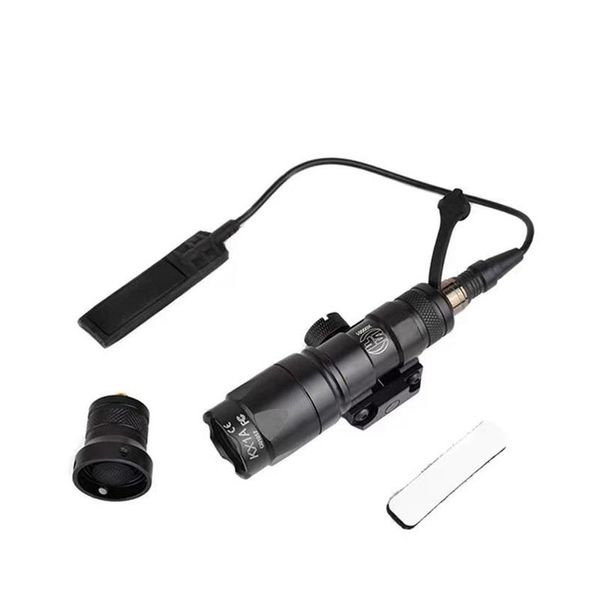 Accessori tattici Mini torcia a LED per esterni con luce tattica M300A transfrontaliera238Z