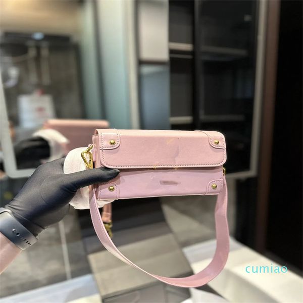 2023-Nova bolsa de alto nível de aparência feminina bolsa crossbody locomotiva ins vento moda tudo tipo de bolsa de bloqueio