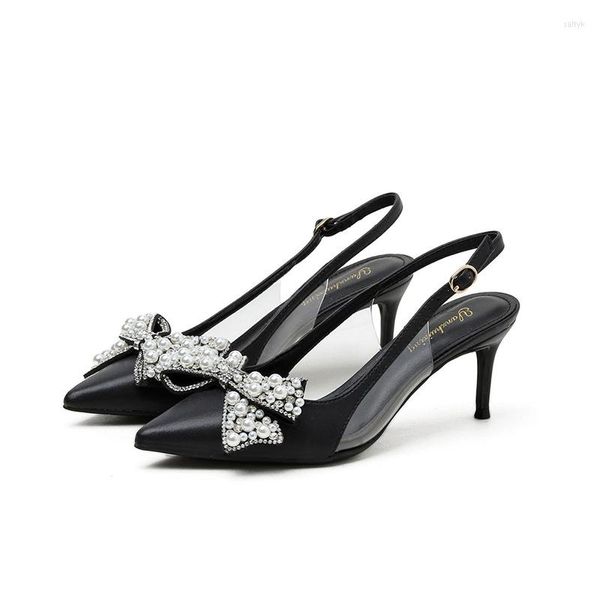 Отсуть обувь Женские красивые сандалии Stiletto заостренные пальцы с вареньем для жемчужного свадебного на высоких каблуках белая свадьба