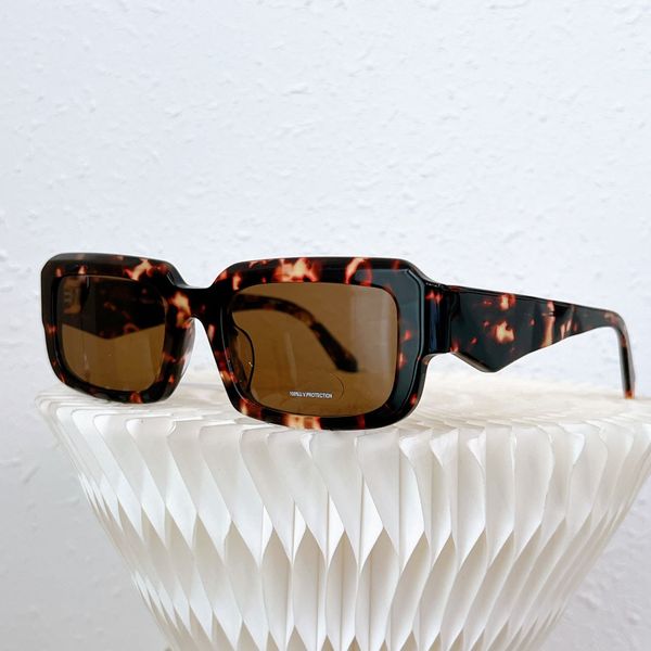 Óculos de sol femininos moda com lentes gradientes de cor design sentido as pernas TAMANHO 53 22 145 óculos de sol masculinos 100% proteção UVA/UVB