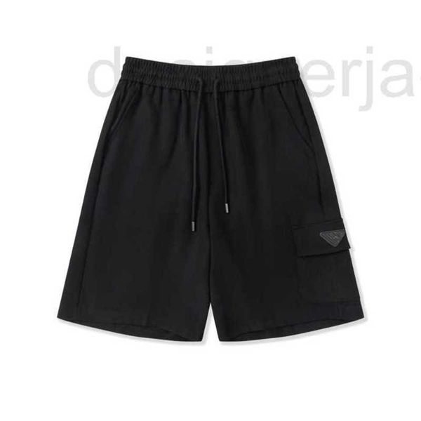 Pantaloncini da donna Designer Nero Classico Triangolo Sport Casual Nylon Luxury Fashion Mature Business Style Split Short per donna 3575