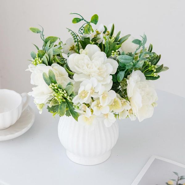 Fiori Decorativi Bouquet Di Ortensie Di Peonia Di Seta Bianca Per La Decorazione Domestica Ghirlanda Di Natale Accessori Sposa Che Tiene Forniture Per Feste Di Nozze