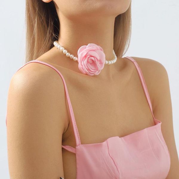 Girocollo Collana di fiori di camelia rosa dolce per gioielli da donna Orecchini di perle di perle eleganti Dichiarazione di moda Regalo di compleanno di nozze