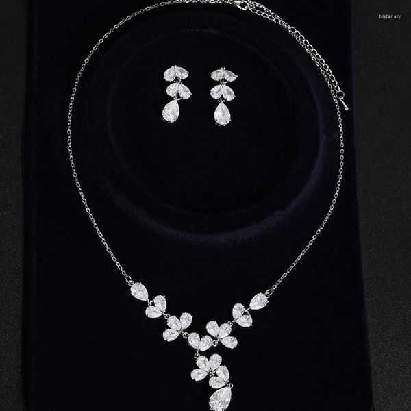 Collana Orecchini Set YYSUNNY Eleganti gioielli in cristallo con goccia d'acqua da sposa per le donne Accessori per balli di nozze Regalo per feste da donna