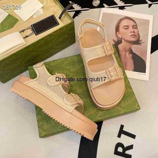 Trendy Women Double G Infradito Pantofole in gomma Jelly Platform Slides Fibbia regolabile Pantofola color caramella Summer luxury Beach vintage Sandalo qiuti17