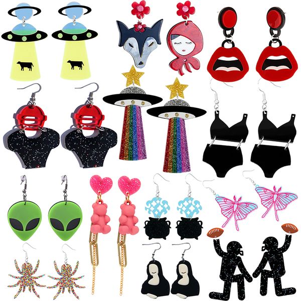 Charm Ohrringe für Frauen Mädchen Hip Hop Niedliche Übertreibung Besondere Kreativität Schmuck UFO Alien American Football Magic Butterfly Drop Smtjb