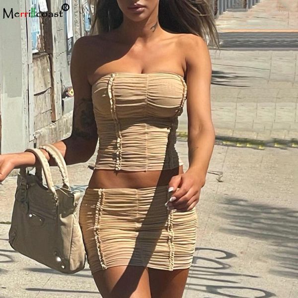 Abiti da lavoro Completi da 2 pezzi Donna Mesh Streetwear Crop Top Mini gonne Combinaisons Kleid Set Vestidos Mujer Abiti neri sexy Tank Club