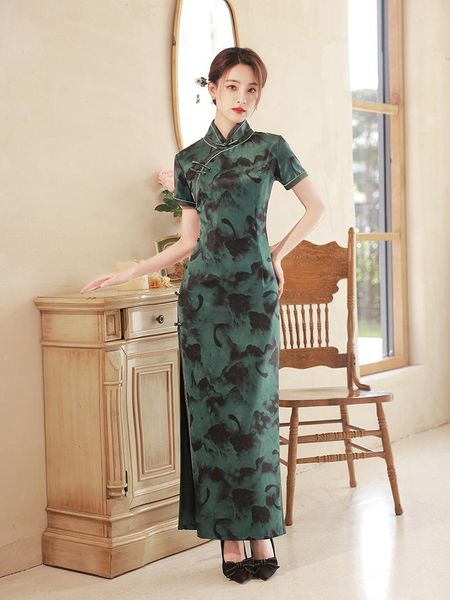 Roupas étnicas 2023 verão manga curta longo cetim sedoso roupas tradicionais chinesas mulher fina cheongsam qipao saia por atacado