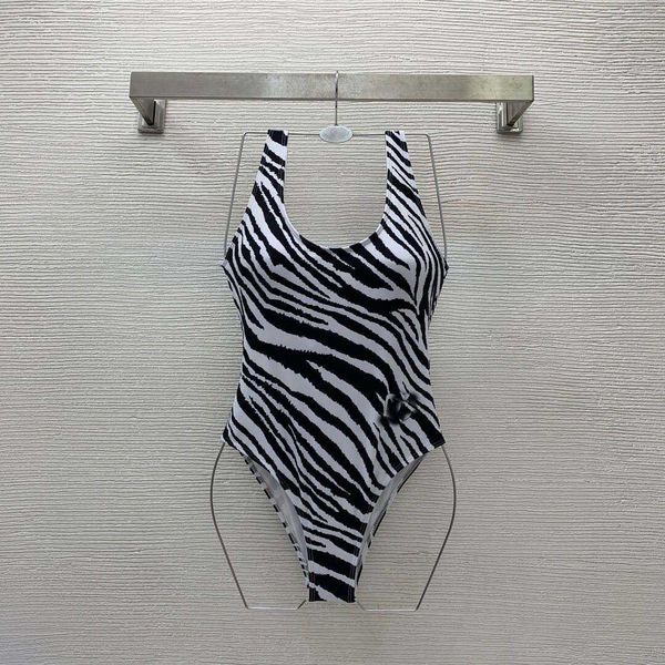 2024ss bikini swimwear mulheres swimwear womens bikini designer maiô animal impressão u-pescoço sem costas apertado-encaixe de uma peça swimsuit mulheres roupas