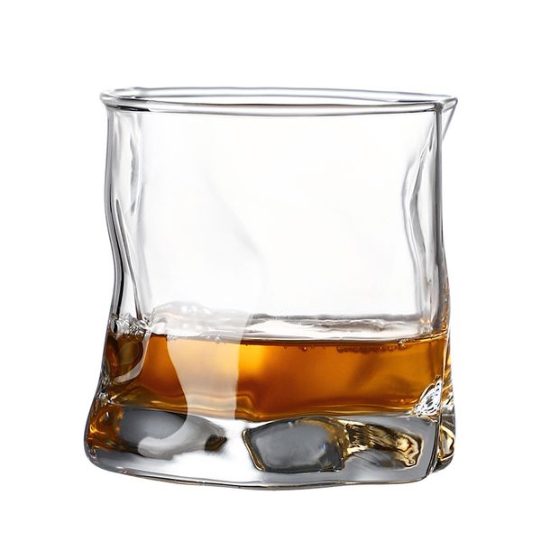 Europäisches klassisches unregelmäßiges Weinglas Glas Bierglas Bar Persönlichkeit Eisbergglas 220 ml