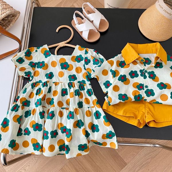 Roupas Combinadas para Família Roupas Irmão e Irmã Verão Meninos Crianças Shorts Camisas com Estampas Florais Terno Algodão Meninas Vestido Florido Coreano Roupas Infantis 230614