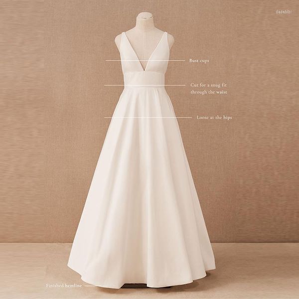 Abito da sposa classico in raso senza spalline senza maniche con scollo a V semplice abito da sposa sexy senza schienale corto treno a trapezio con fiocco