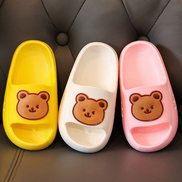 Pantofole per bambini Pantofole Cartoon Bear Scarpe da casa per Boy Girl Estate Tacco piatto Soft House Beach Bambino Adulti Bambini Baby Slides 230615