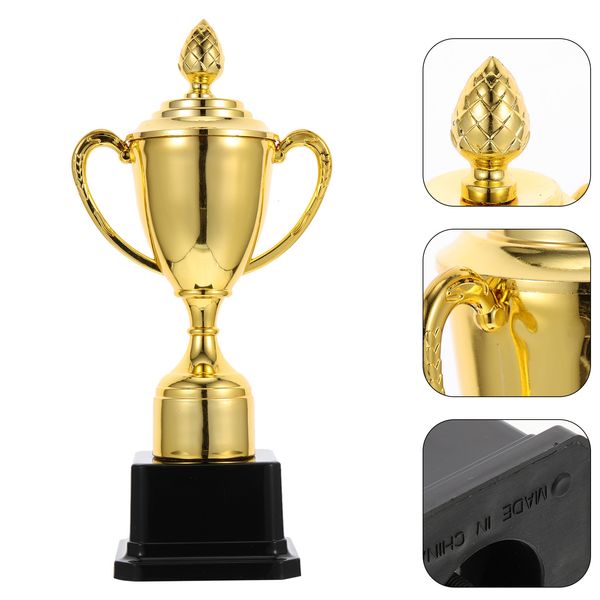 Deko-Objekte, Figuren, Trophäenpokal, Auszeichnung, Trophäen, Gold-Mini-Gewinner, Auszeichnungen, Kinderwettbewerb, Preisparty, Goldene Pokale, Belohnungsspiel, dekorativer Fußball 230616