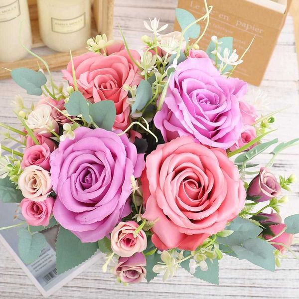 Fiori secchi Seta artificiale nordica Bellissimo bouquet Rose grandi di alta qualità per decorazioni per la tavola di nozze domestiche Fiori finti Regali di San Valentino