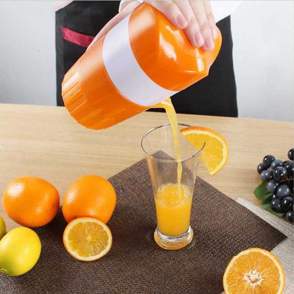 Espremedor de suco portátil Citrus Cup Extractor para Orange Lemon Fruit Squeezer Original Juice Child Healthy Life Potable Machine 230616