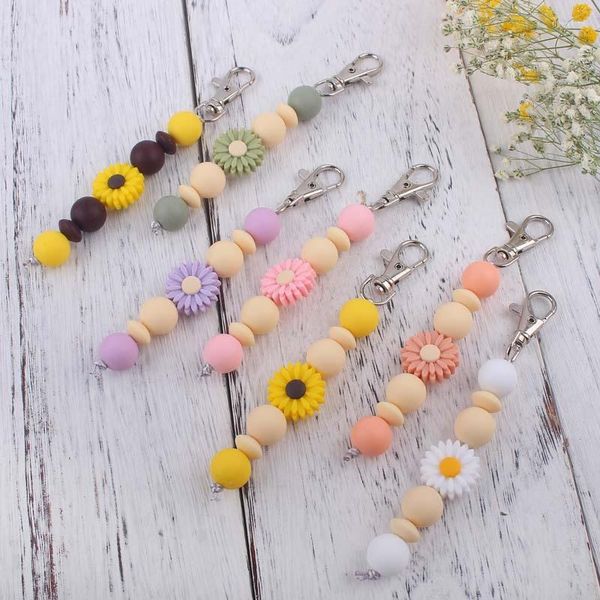 Portachiavi Stile Boho Primavera Silicone Floreale Margherita Perline Mamma Portachiavi Fascino Ciondola Idee carine Perfetto piccolo regalo per i suoi accessori