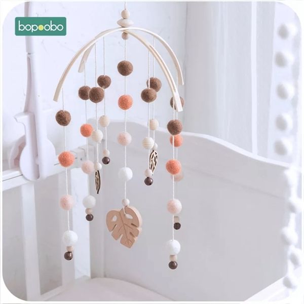 Chocalhos Móbiles Bopoobo 1 conjunto de Contas de Silicone Móbile de Bebê Madeira de Faia Pássaro Bolas de Lã Quarto de Criança Cama Pendurada Decoração Produtos para Crianças 230615